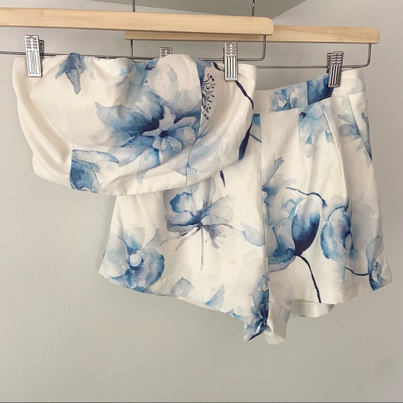 Showpo. Pants - Showpo Blue Floral Set - Shades of Grey